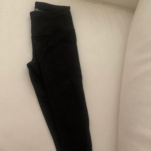 Victoria Secret Sport black capri leggings